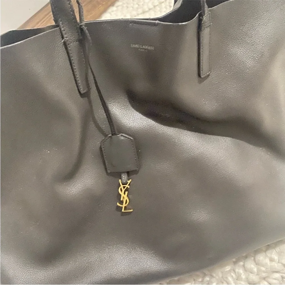 Saint Laurent Grey Leather Tote Bag - Picture 2 of 8